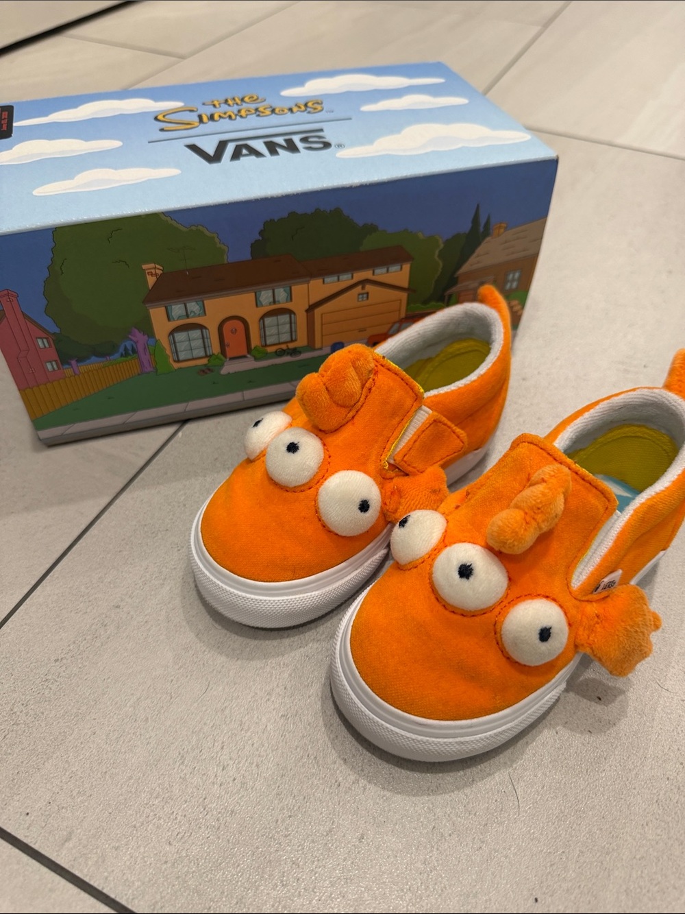 Vans Kids Orange The Simpsons Blinky Plush Fish Slip-On Sneakers 6.5 Toddler
